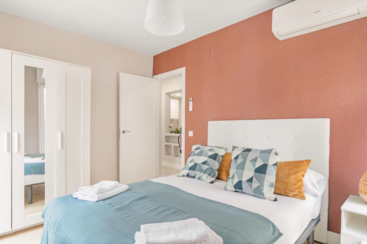 2 Bedrooms 1 Bathroom Furnished - Las Letras - Bright - Mintystay Madrid Buitenkant foto