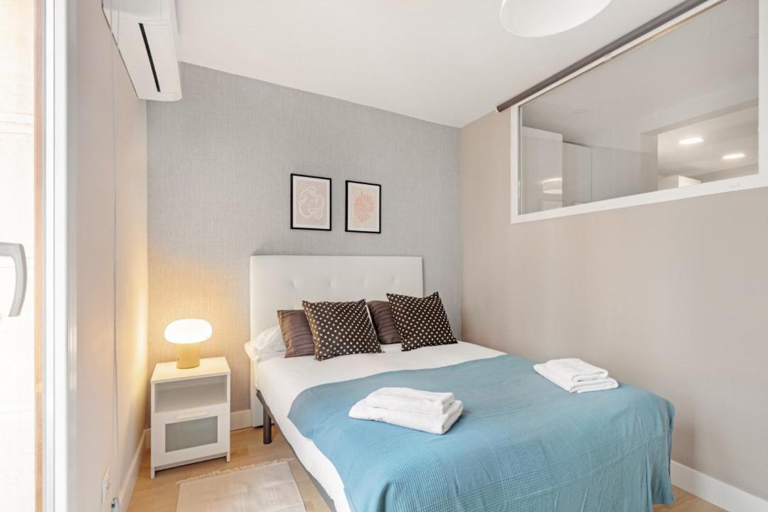 2 Bedrooms 1 Bathroom Furnished - Las Letras - Bright - Mintystay Madrid Buitenkant foto