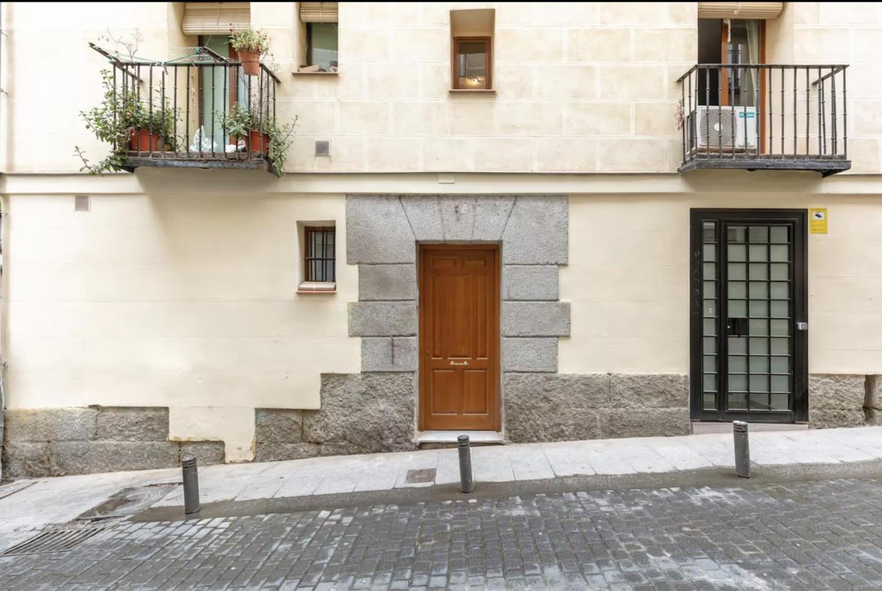 2 Bedrooms 1 Bathroom Furnished - Las Letras - Bright - Mintystay Madrid Buitenkant foto